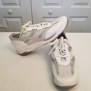 SAS  Live to Walk Sneakers Womens Size 9N White/Silver Tripad Comfort